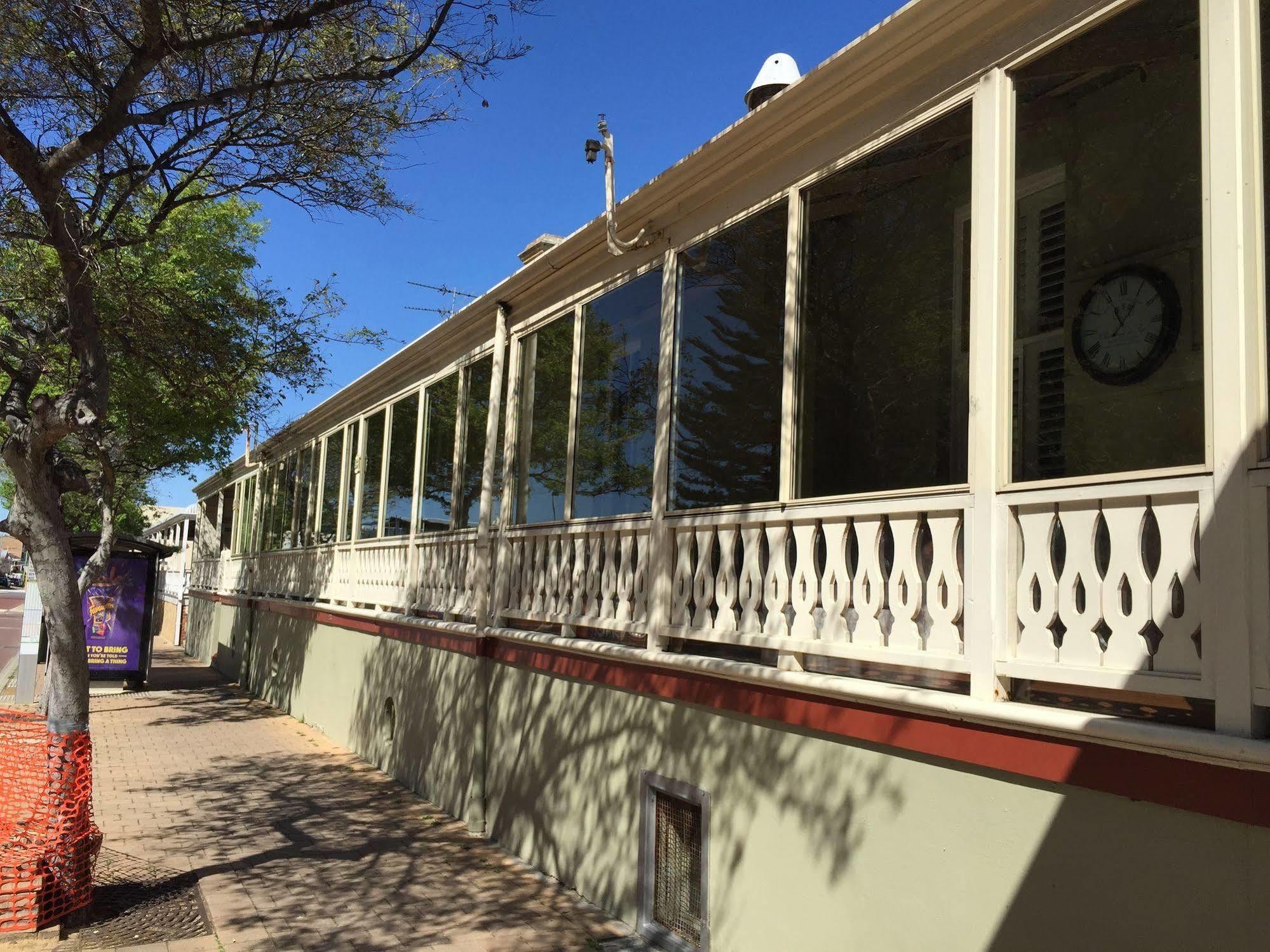 Terrace Central B&B Hotel Fremantle Dış mekan fotoğraf